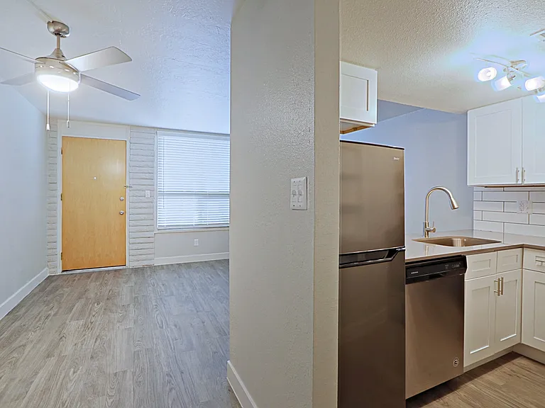 Allora Phoenix Apartments — Photo 3