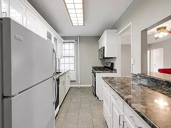 68-20 Burns Street image 7 of 17