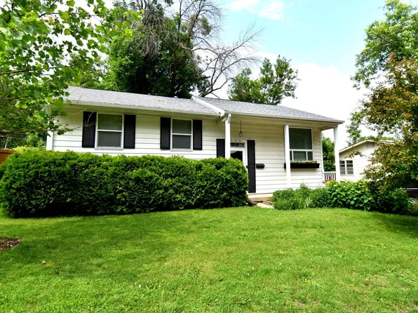 515 E 13th St, Ames, IA 50010