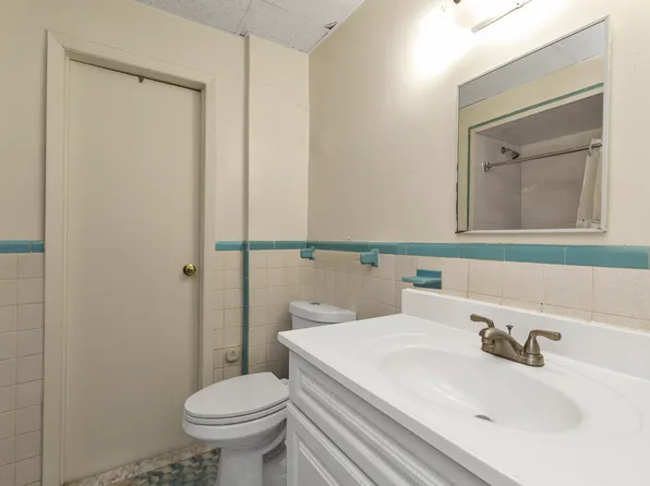 164-12 76th Avenue image 20 of 24