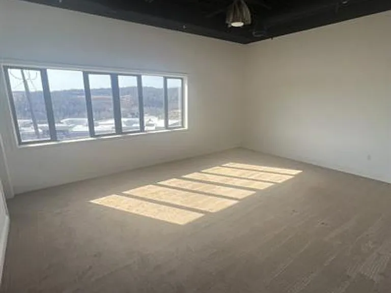 7100 Willie G Avenue — Photo 8
