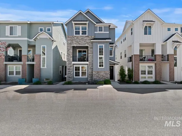 4153 E Raincloud Ln, Boise, ID 83716