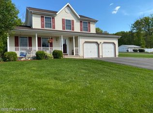 171 Kestrel Rd, Mountain Top, PA 18707
