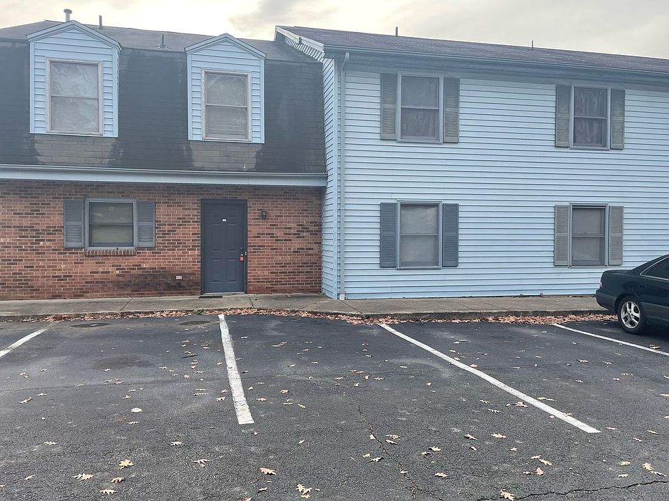 1st image of 233 Westover Dr #3