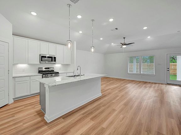 7th image of this home