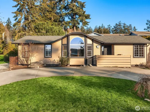757 Tillamuk Drive, La Conner, WA 98257