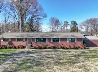 2420 Mary Ann Dr, Charlotte, NC 28214