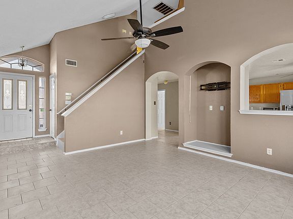 2nd image of 2313 Garrett Dr