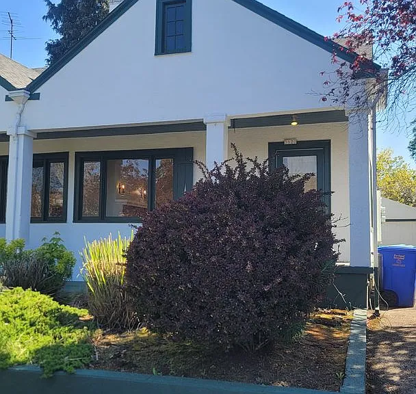 pausj02 — Photo 1