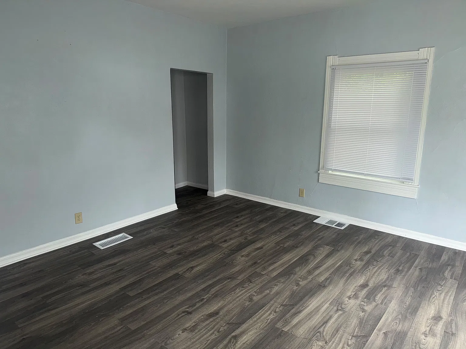 1 bed, $700 — Photo 2