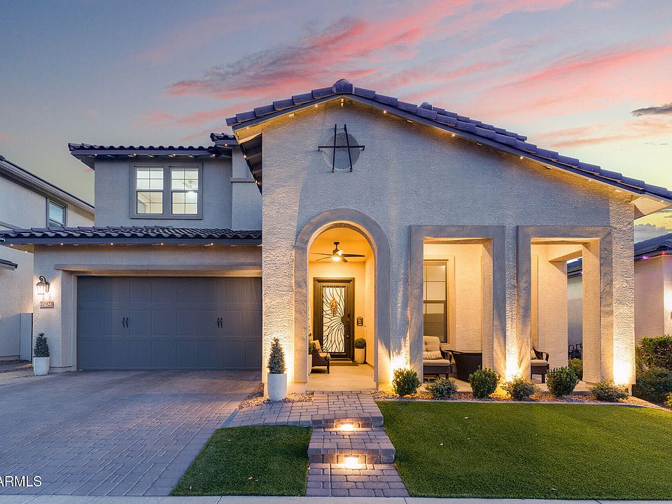 1st image of 20921 E CARRIAGE Way