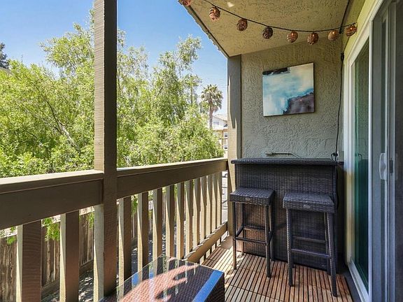 5th image of 480 E Okeefe St APT 204