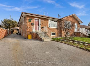 897 Liverpool Rd, Pickering, ON L1W1S5