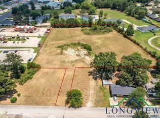 400 N Parker Ln, Carthage, TX 75633