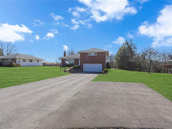 3rd image of 1606 Old Brodhead Rd