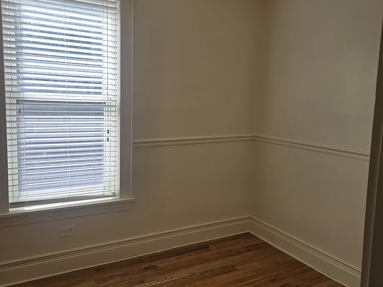 3259 W Potomac Ave #2 — Photo 8