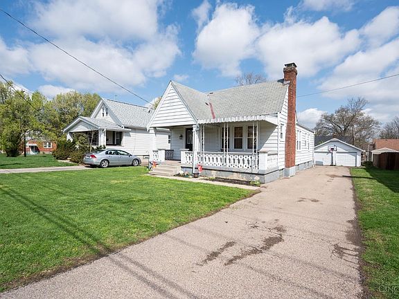 3rd image of 3808 Lansdowne Ave