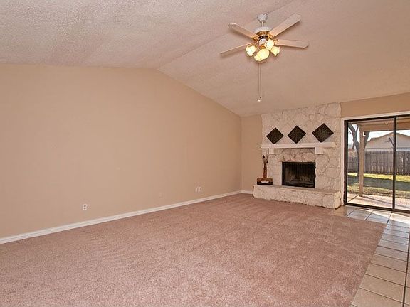 3rd image of 1708 Richland Dr