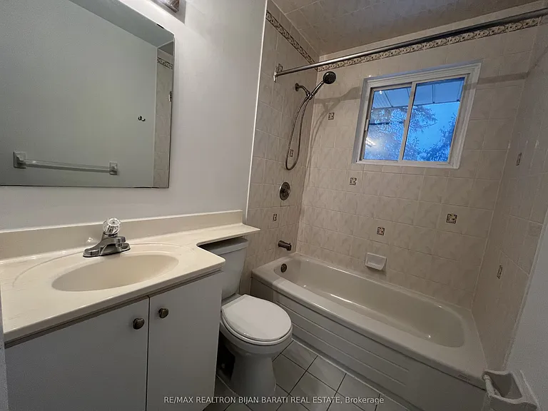 298 Newton Dr — Photo 15