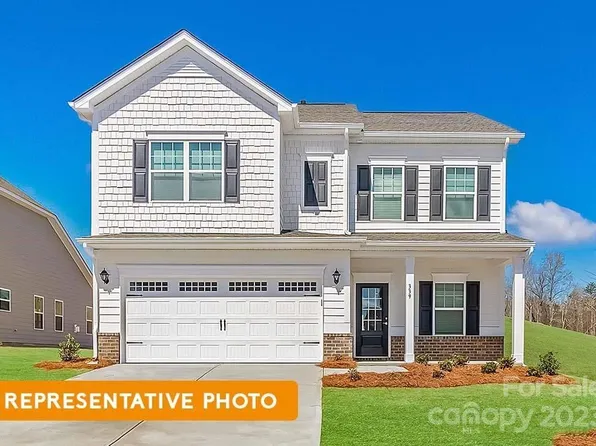 2949 Parkwest Dr, Albemarle, NC 28001