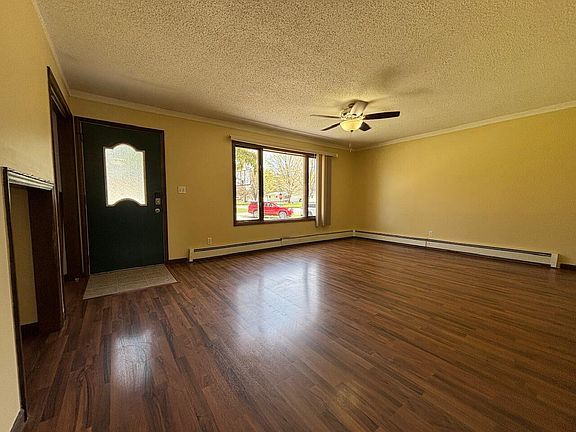 4th image of 401 Sunnyside St