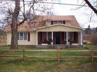 119 McCamant Dr, Galax, VA 24333