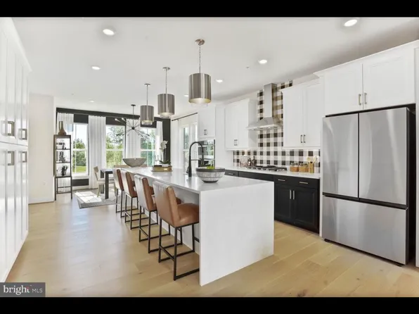 42190 Summer Sun Ter, Ashburn, VA 20148