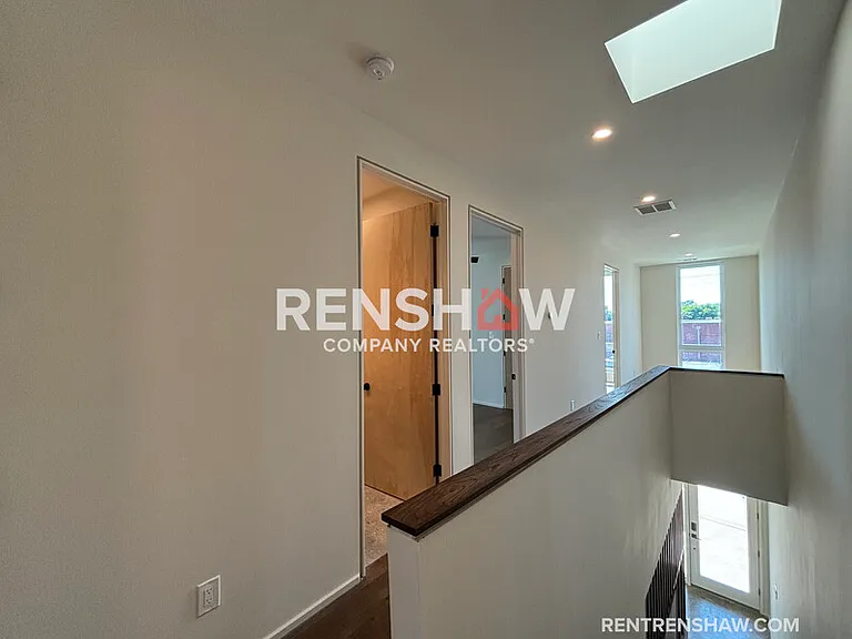 38 Angelus St — Photo 19