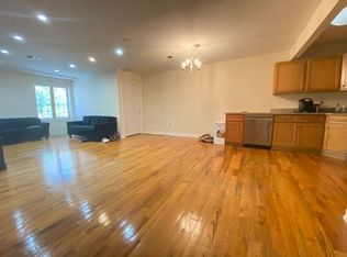 406 15th St APT 2A, Brooklyn, NY 11215