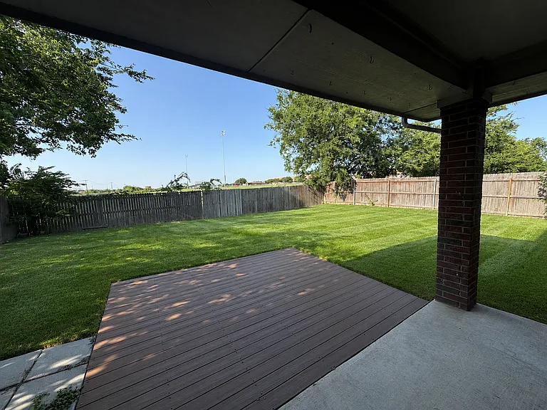 5904 Blackmon Ct — Photo 2