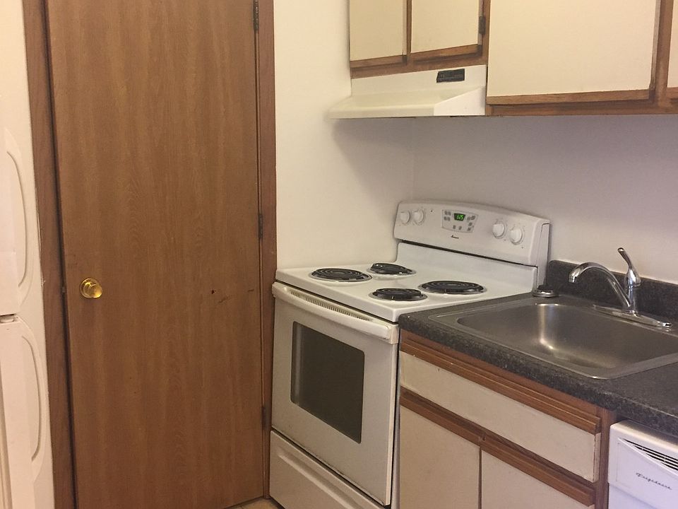 1st image of 750 N Pioneer Rd #10586392