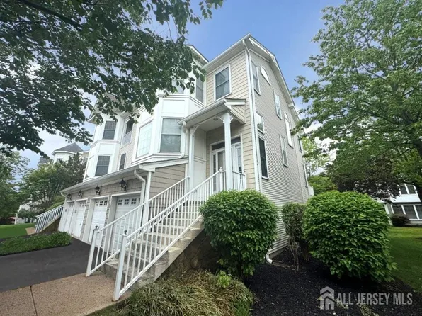 51 S Shore Dr, South Amboy, NJ 08879