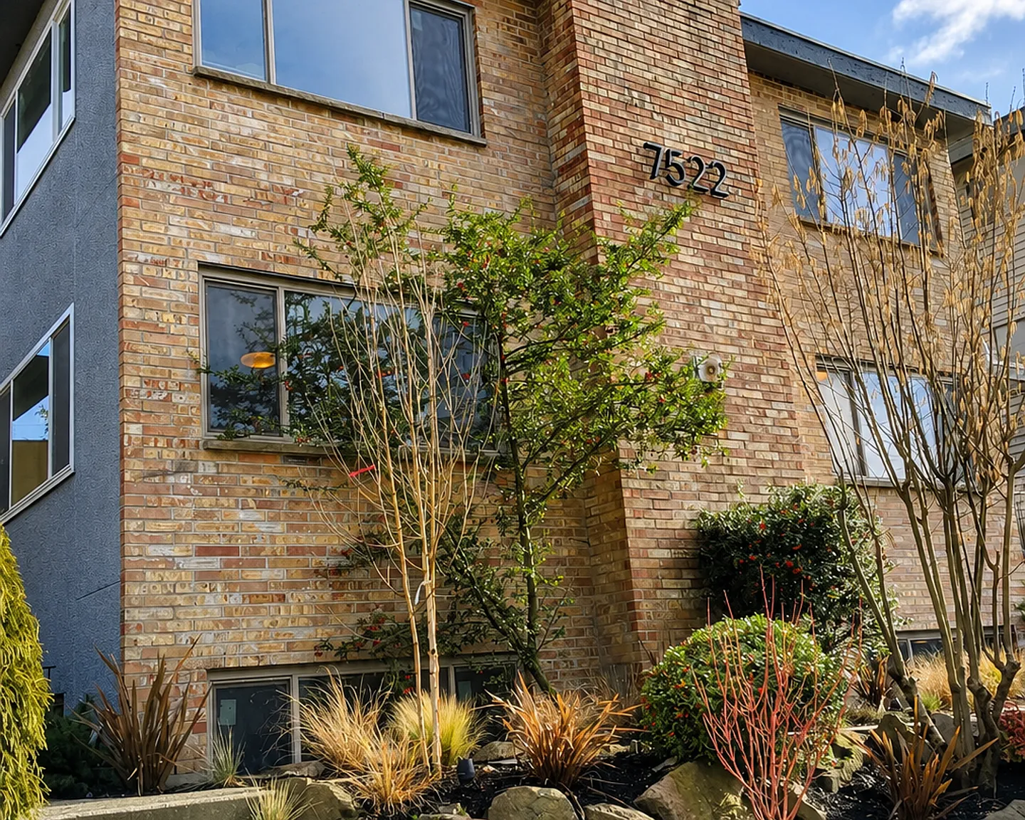 24th Ave NW - Located in Vibrant Ballard — Photo 2