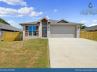 2016 Porter St, Pea Ridge, AR 72751