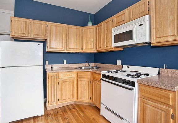 2nd image of 259 4th Ave APT 2FF
