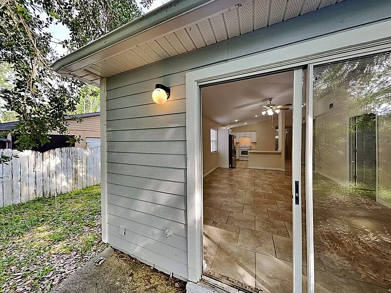 155 Plain View Dr #B — Photo 19