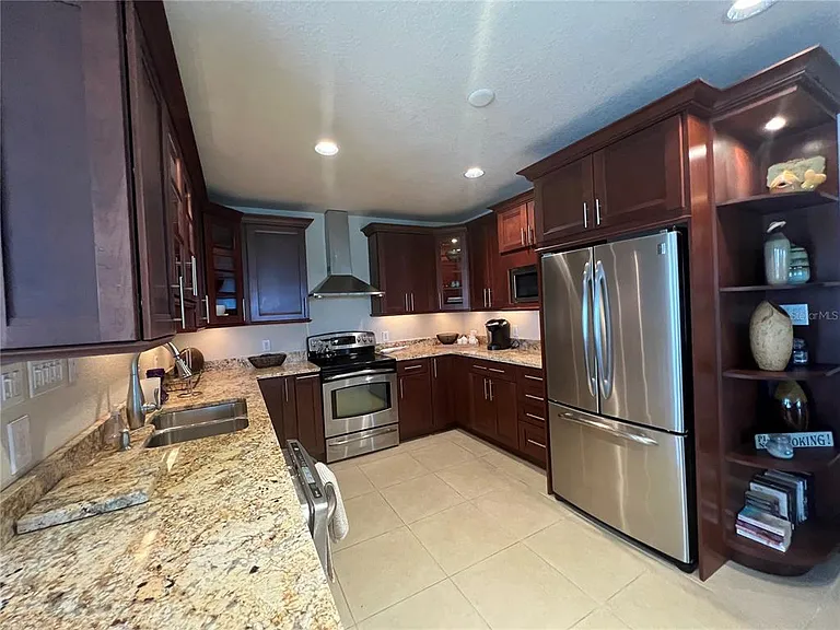 3220 Southshore Dr #22C — Photo 9