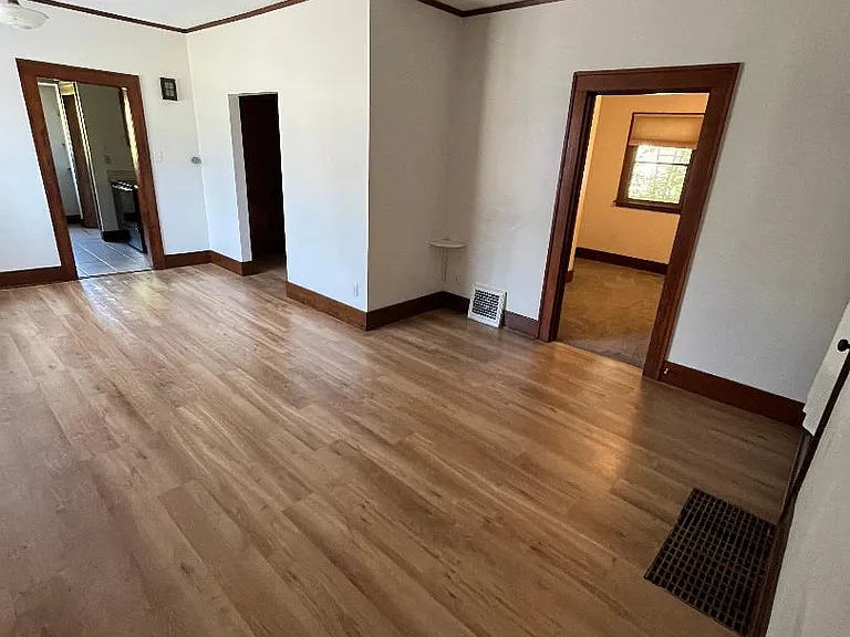 1122 Garfield Ave — Photo 8