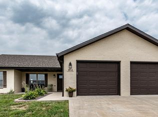 3916 Riley Ct, Jefferson City, MO 65109