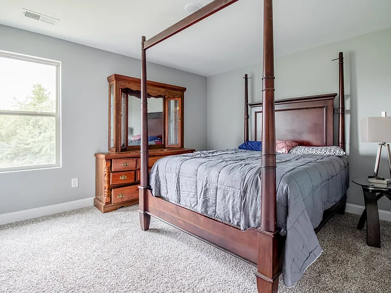 628 Bella Ct — Photo 41