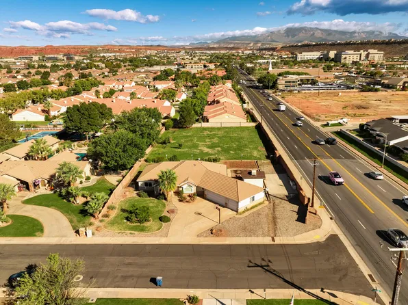 1227 E 1050 South Cir, Saint George, UT 84790