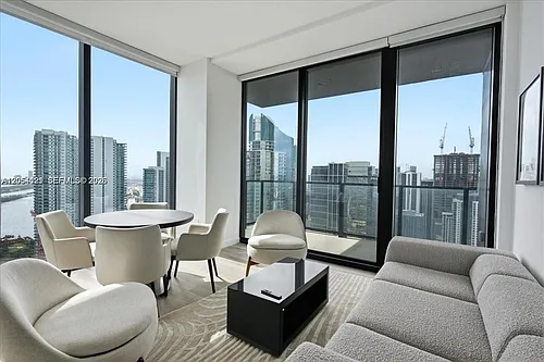 20 NE 11th St #4906-A Photo 1 20 NE 11th St #4906-A Photo 1