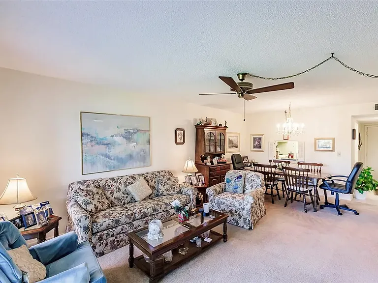 1540 Glen Oaks Dr E #B-221 — Photo 12