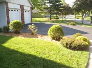 3861 S Laurel Ct, Bloomington, IN 47401