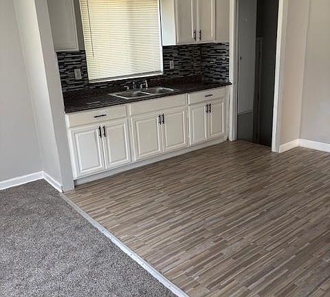 3rd image of 21622 Santa Clara