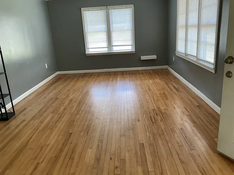 714 N McDonald St — Photo 11