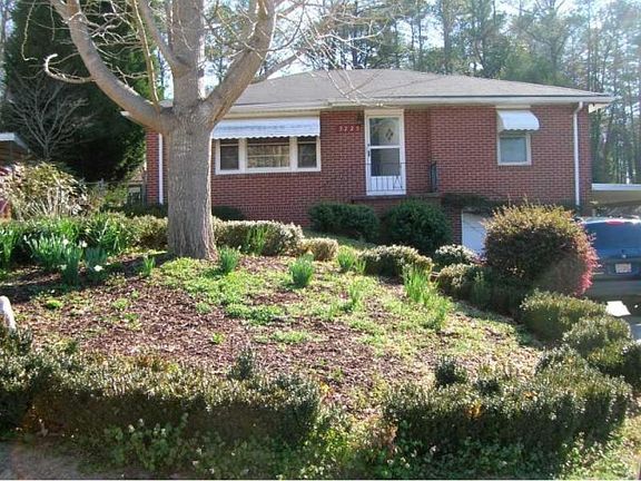 5th image of 3225 Woodview Dr SE