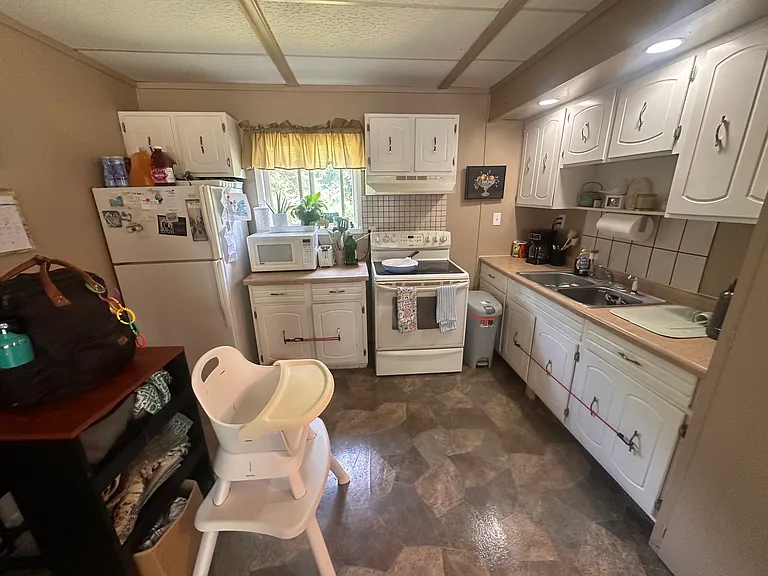 808 Wisconsin Ave #4 — Photo 2