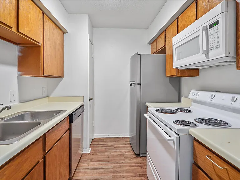 10211 Sugar Branch Dr #324 — Photo 4