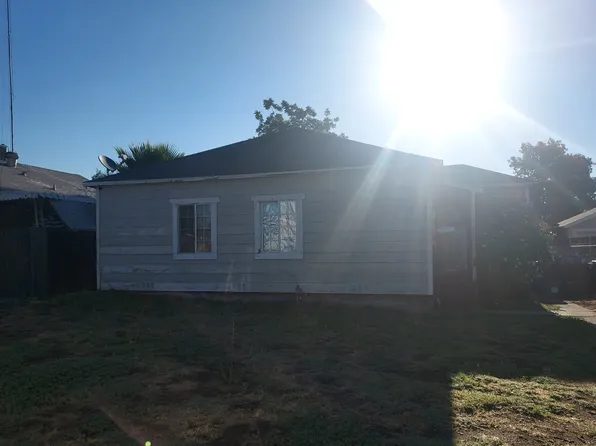 7137 Fairfax Dr, San Bernardino, CA 92404